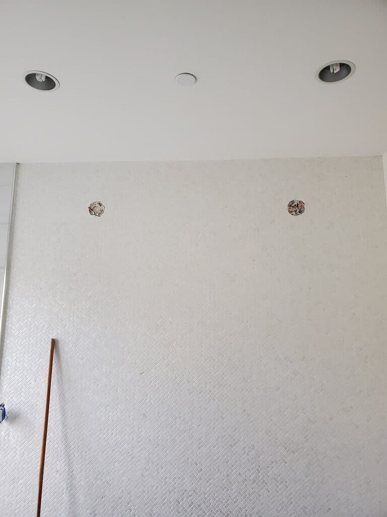 Recessed lighting install